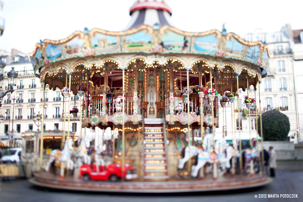 7_carousel_paris