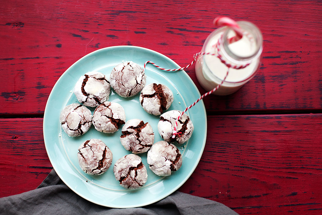 chocolate crinkles popekane ciasteczka czekoladowe