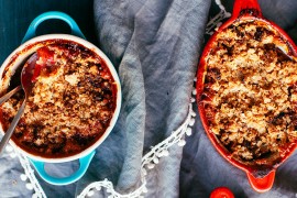 rhubarb_crumble_feat