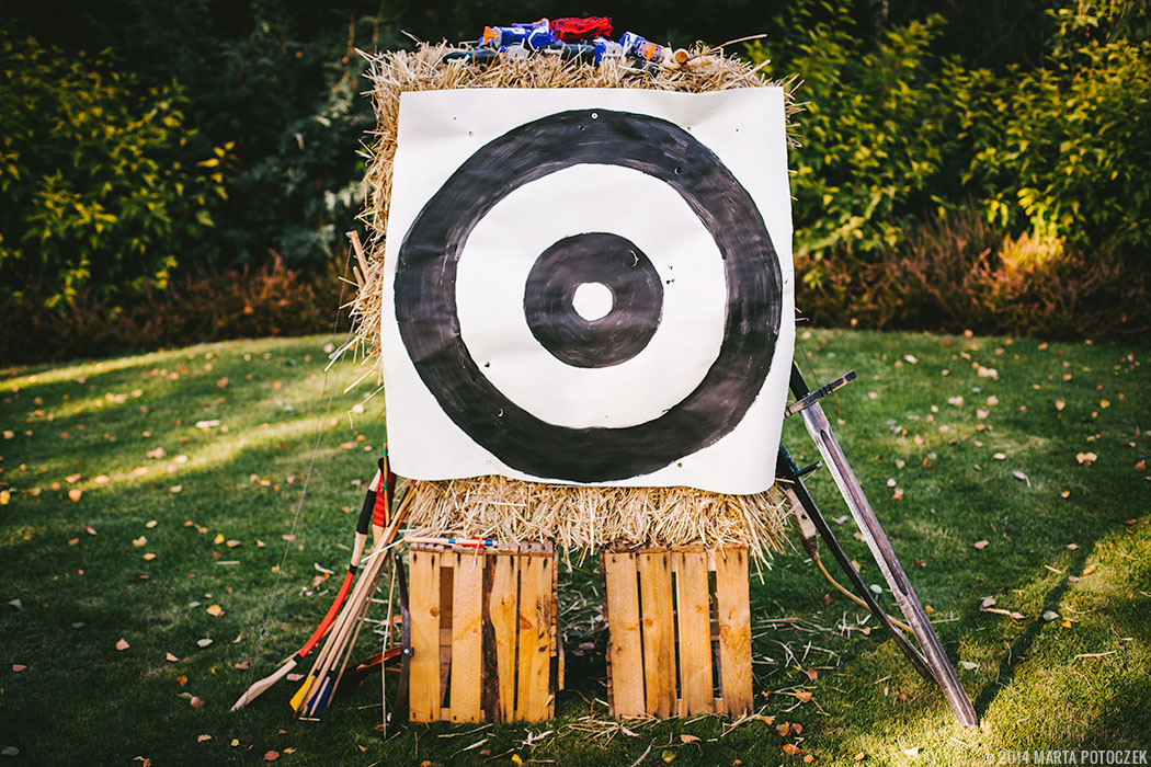 diy archery target ghost party