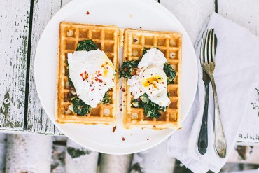 waffles recipe with poached egg, gofry