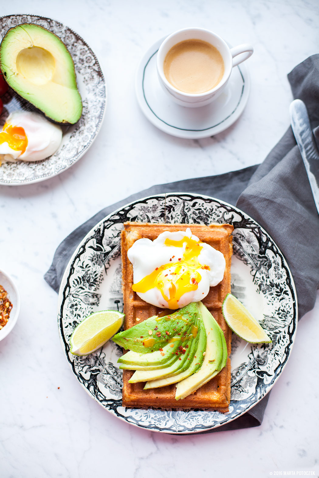 Classic waffle with avocado and poached egg - Lazy Sunday