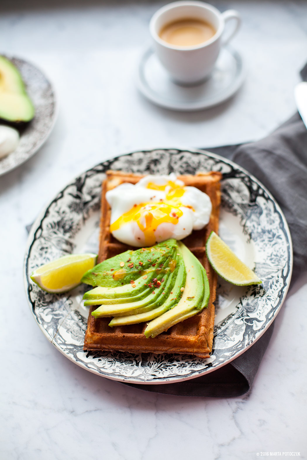 Classic waffle with avocado and poached egg - Lazy Sunday