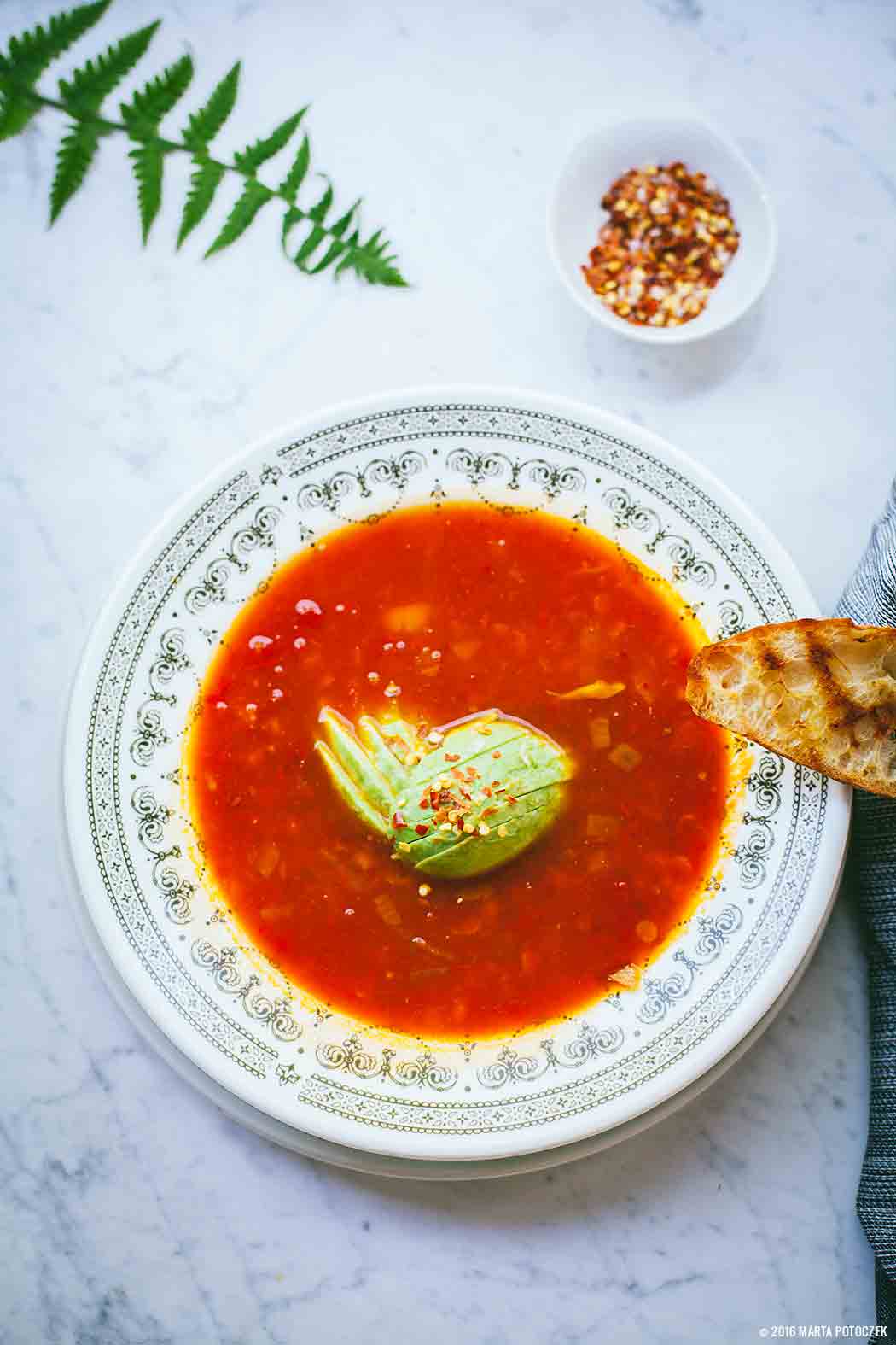 zupa z czerwoną soczewicą